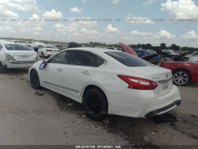 Photo 2 VIN: 1N4AL3AP0HN315877 - NISSAN ALTIMA 