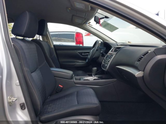 Photo 4 VIN: 1N4AL3AP0HN364738 - NISSAN ALTIMA 