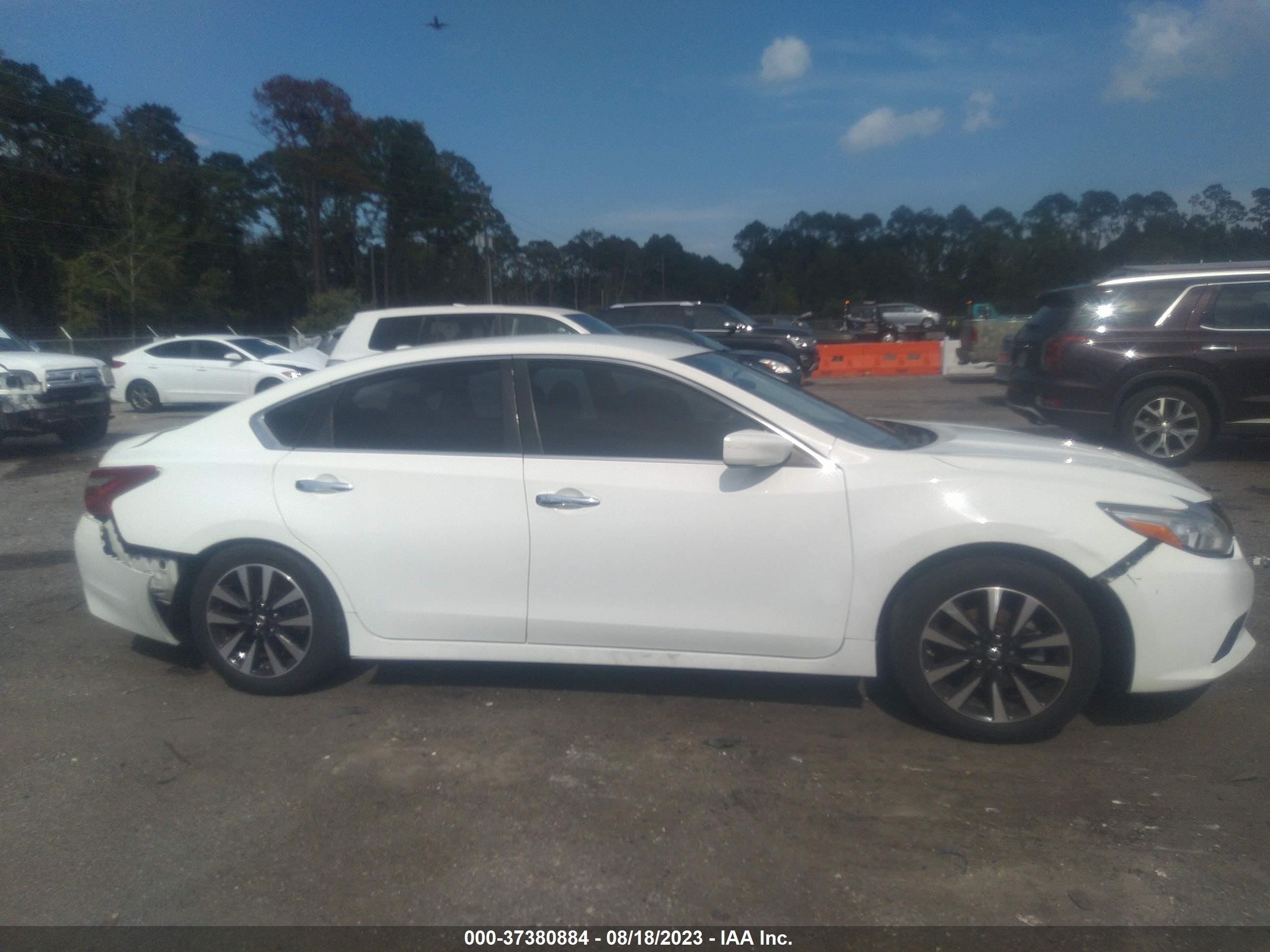 Photo 13 VIN: 1N4AL3AP0JC146431 - NISSAN ALTIMA 