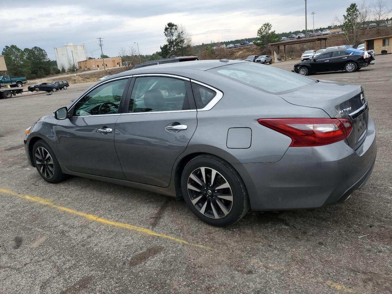 Photo 1 VIN: 1N4AL3AP0JC176142 - NISSAN ALTIMA 