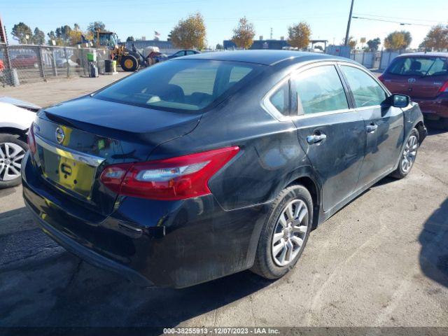 Photo 3 VIN: 1N4AL3AP0JC183981 - NISSAN ALTIMA 