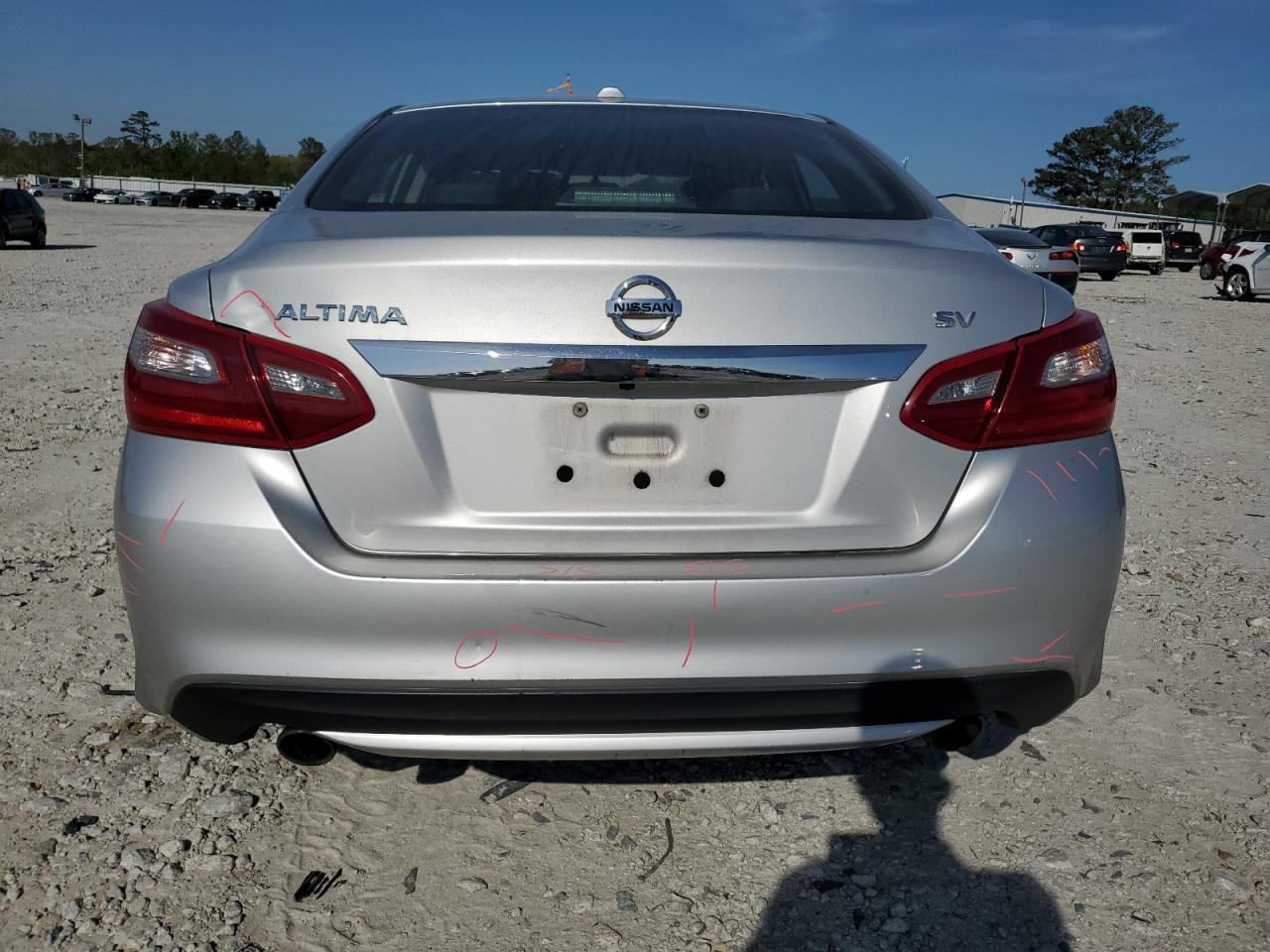 Photo 5 VIN: 1N4AL3AP0JC211035 - NISSAN ALTIMA 