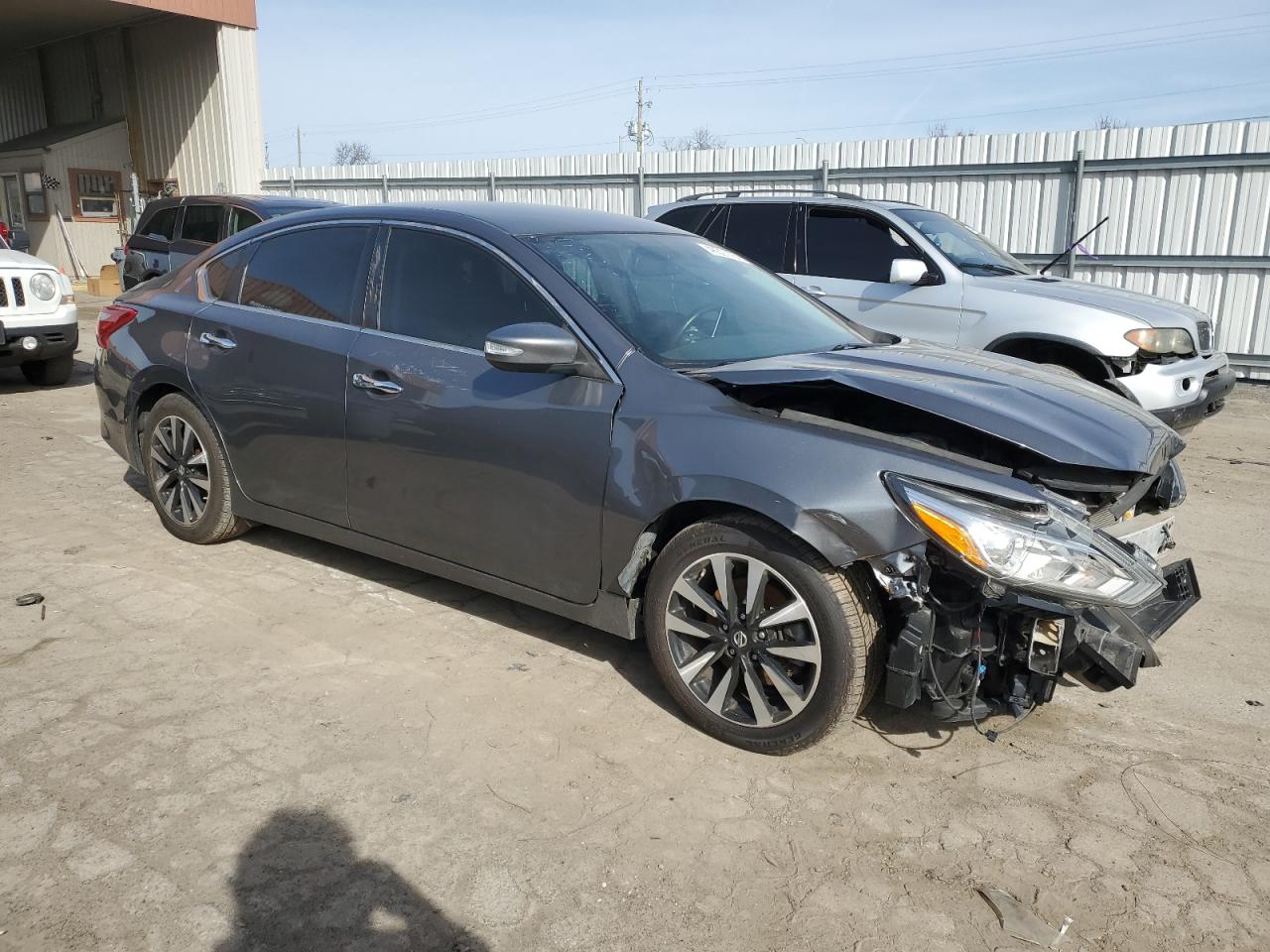 Photo 3 VIN: 1N4AL3AP0JC227462 - NISSAN ALTIMA 