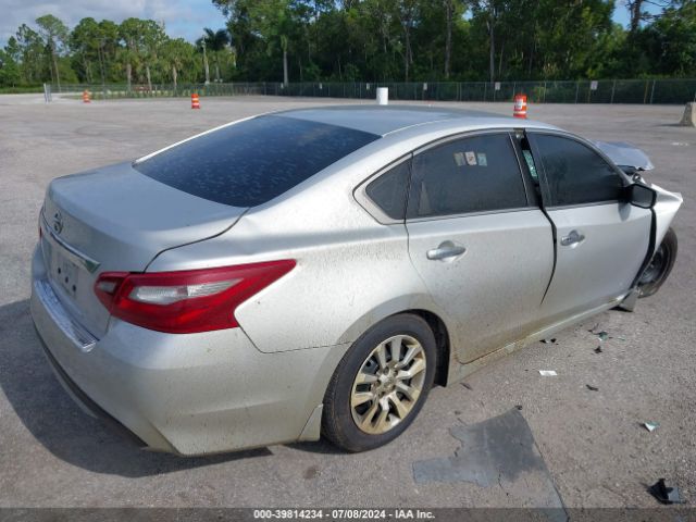 Photo 3 VIN: 1N4AL3AP0JC289511 - NISSAN ALTIMA 