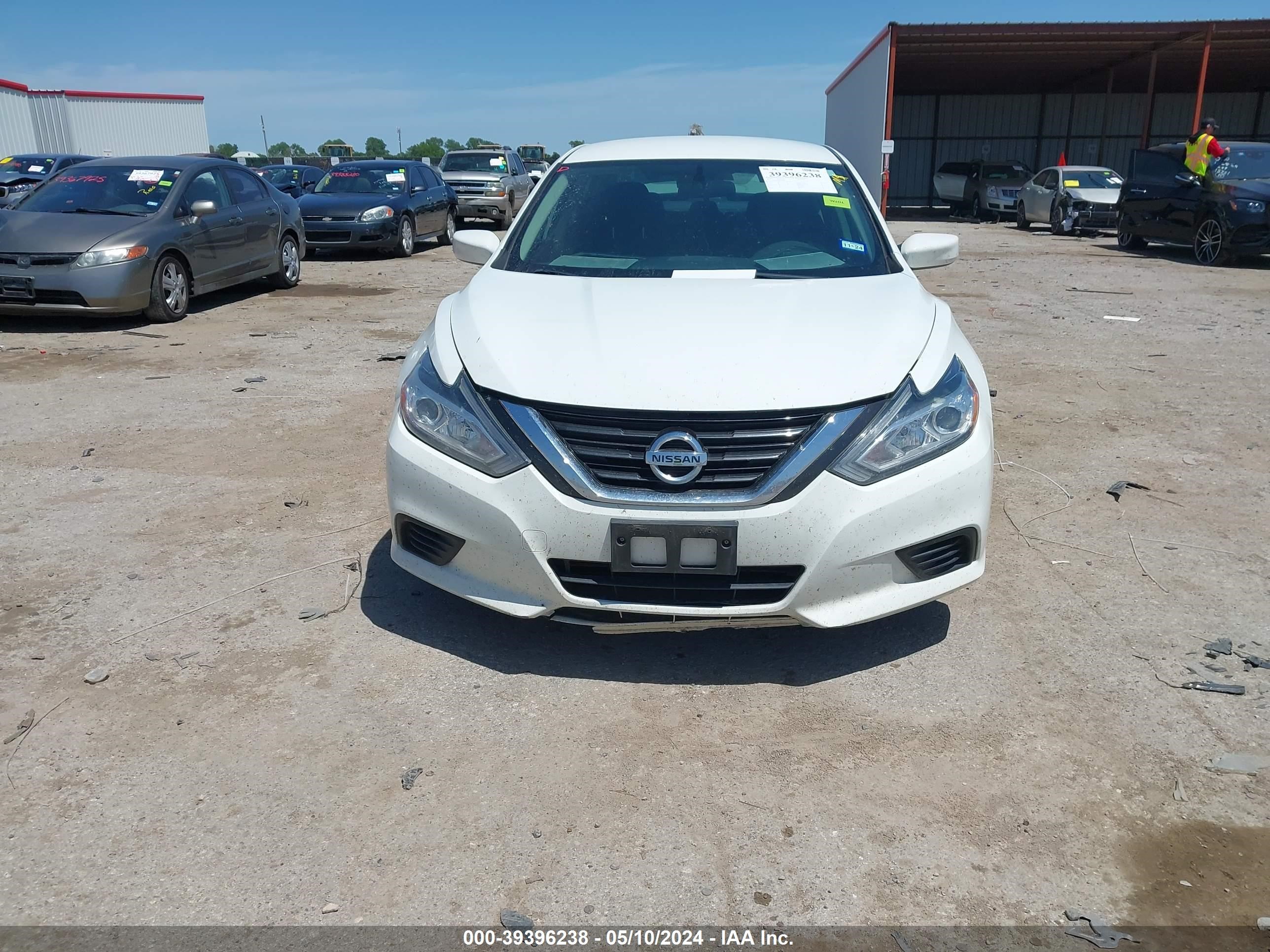 Photo 12 VIN: 1N4AL3AP0JC296460 - NISSAN ALTIMA 