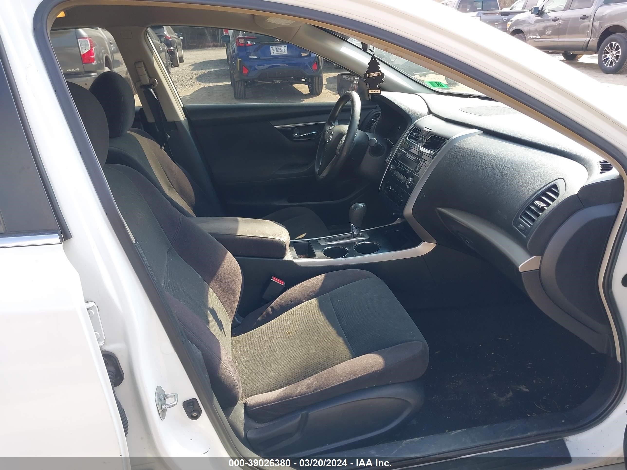 Photo 4 VIN: 1N4AL3AP1DC108498 - NISSAN ALTIMA 