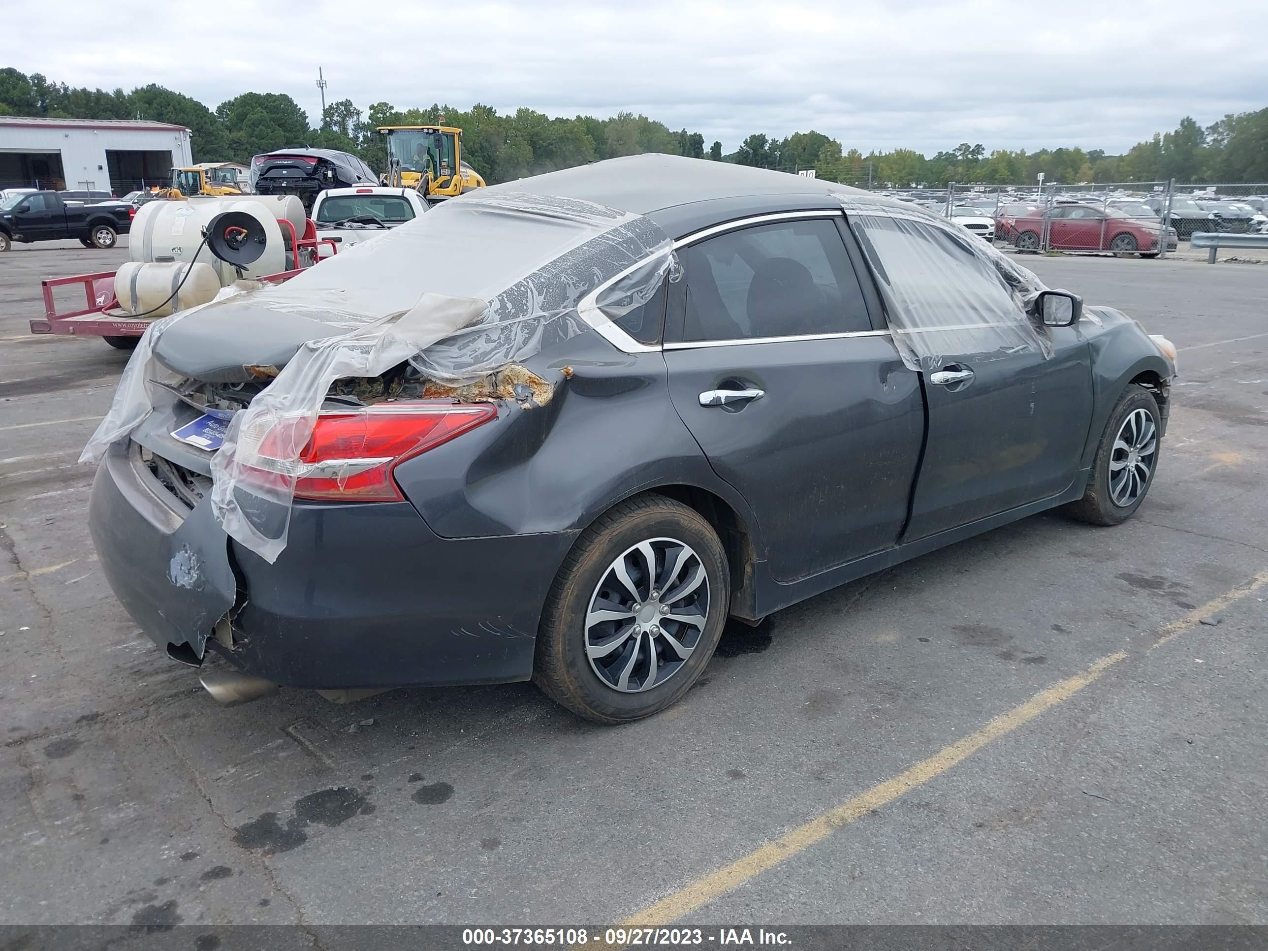 Photo 3 VIN: 1N4AL3AP1DC203451 - NISSAN ALTIMA 