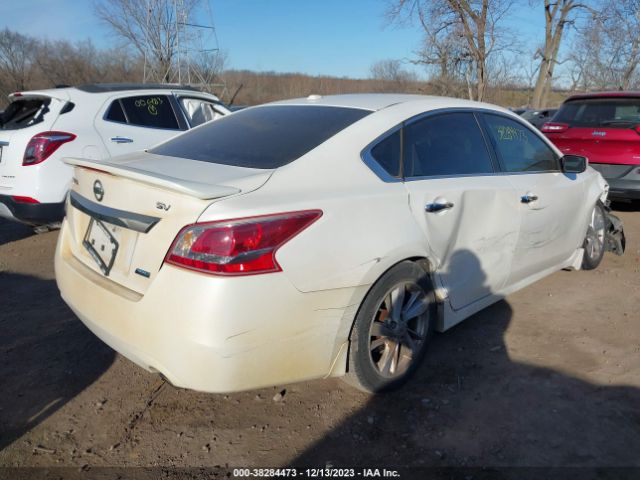 Photo 3 VIN: 1N4AL3AP1DC244033 - NISSAN ALTIMA 