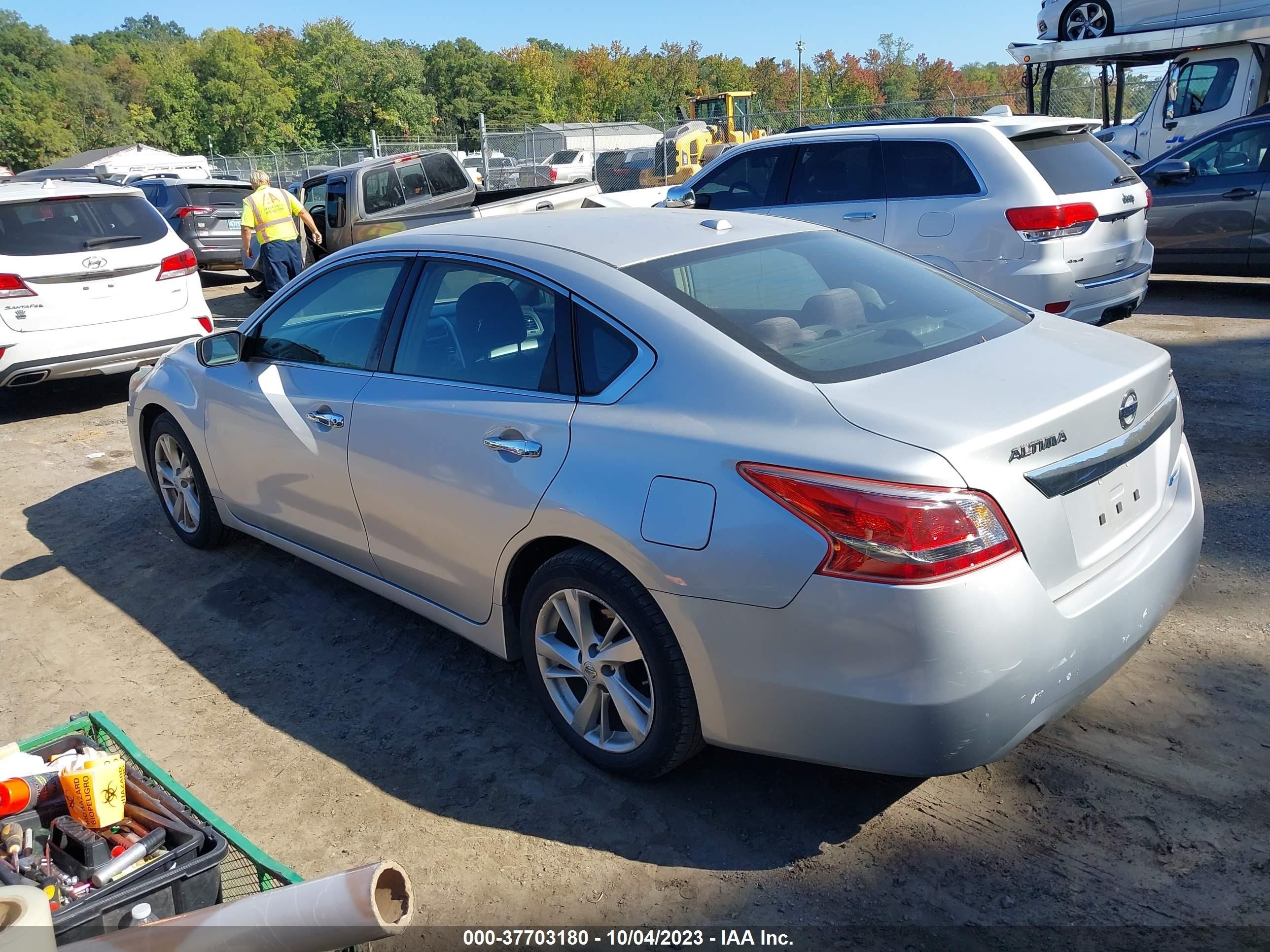 Photo 2 VIN: 1N4AL3AP1DC264184 - NISSAN ALTIMA 