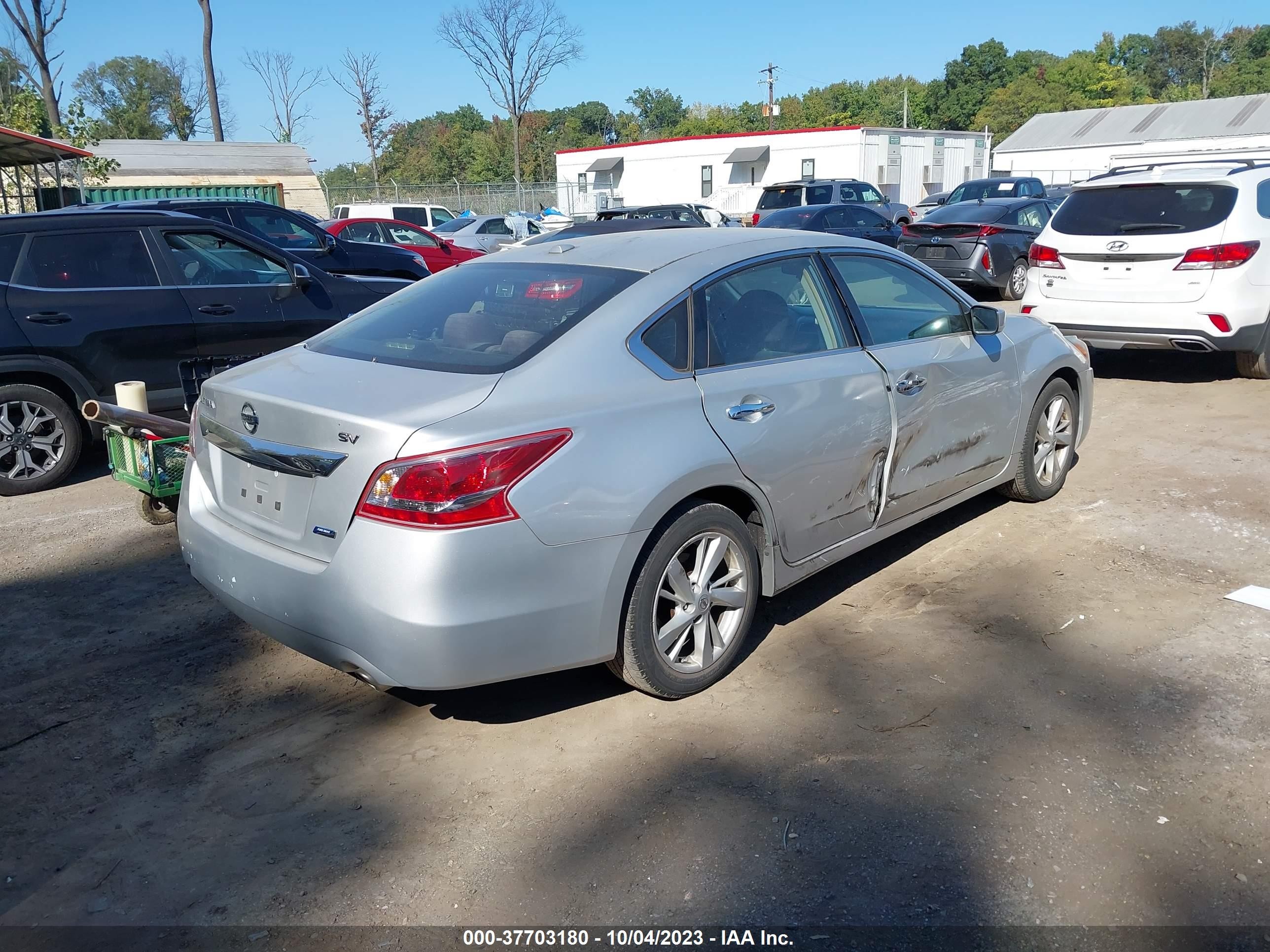 Photo 3 VIN: 1N4AL3AP1DC264184 - NISSAN ALTIMA 