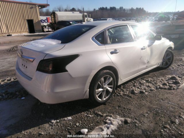 Photo 3 VIN: 1N4AL3AP1DN425752 - NISSAN ALTIMA 