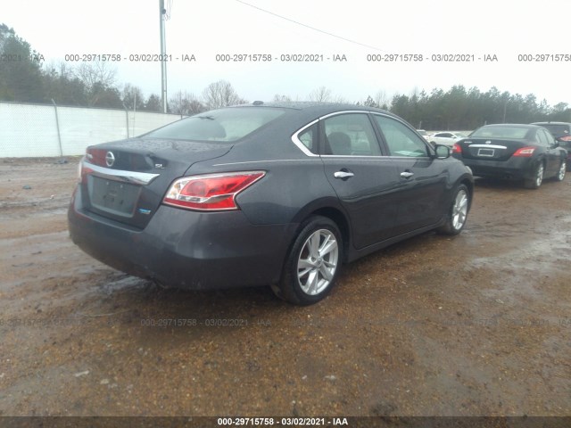 Photo 3 VIN: 1N4AL3AP1DN556793 - NISSAN ALTIMA 