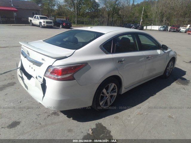 Photo 3 VIN: 1N4AL3AP1EC176379 - NISSAN ALTIMA 