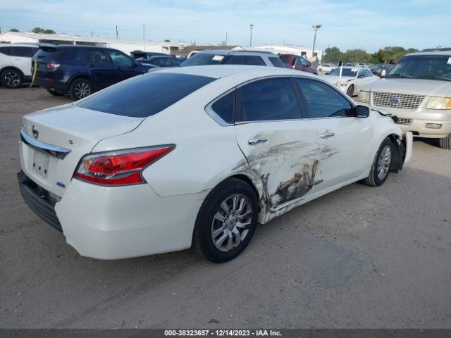 Photo 3 VIN: 1N4AL3AP1EC183963 - NISSAN ALTIMA 