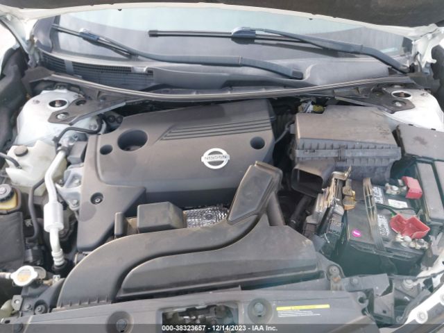 Photo 9 VIN: 1N4AL3AP1EC183963 - NISSAN ALTIMA 