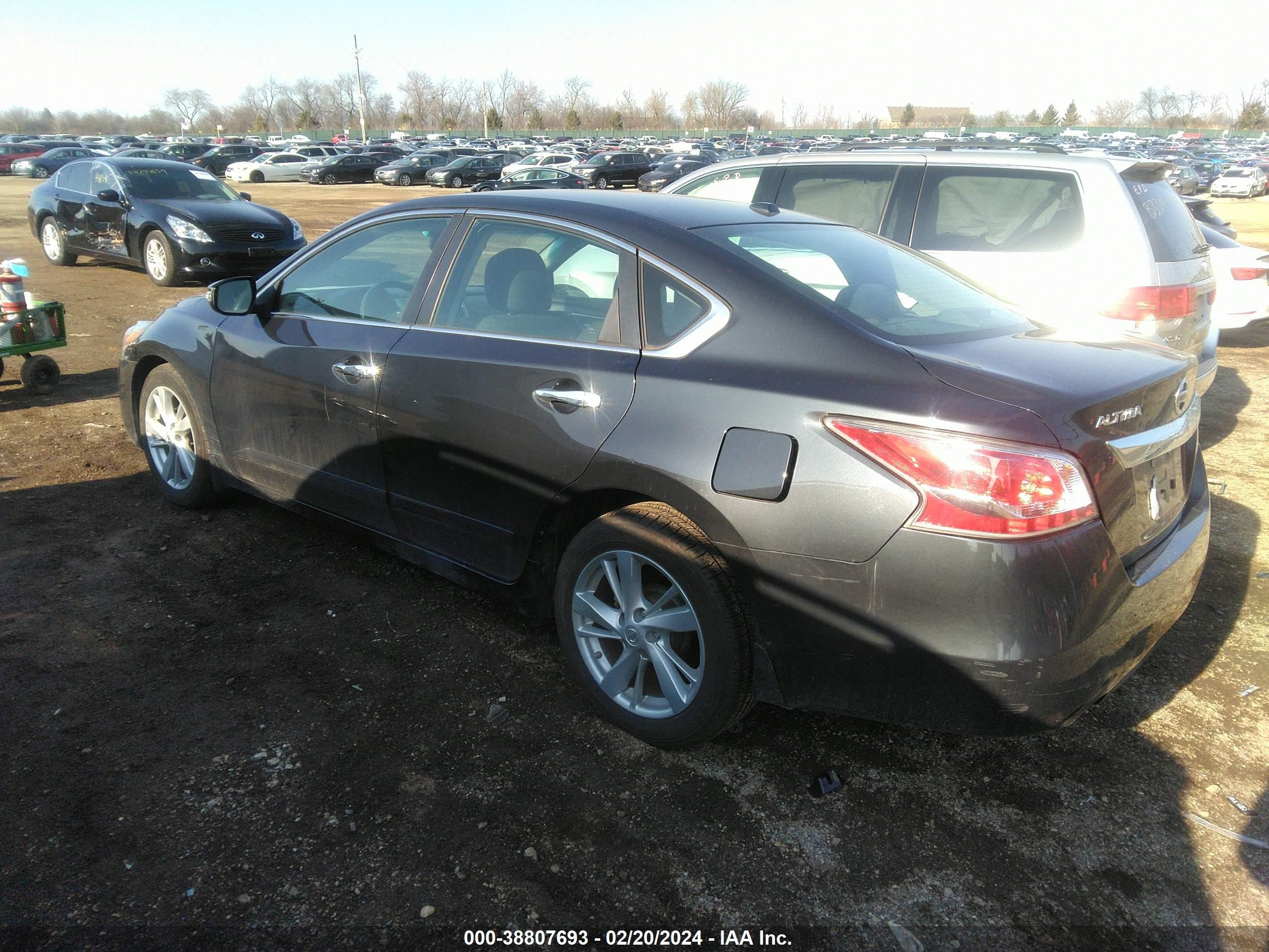 Photo 2 VIN: 1N4AL3AP1FC122405 - NISSAN ALTIMA 