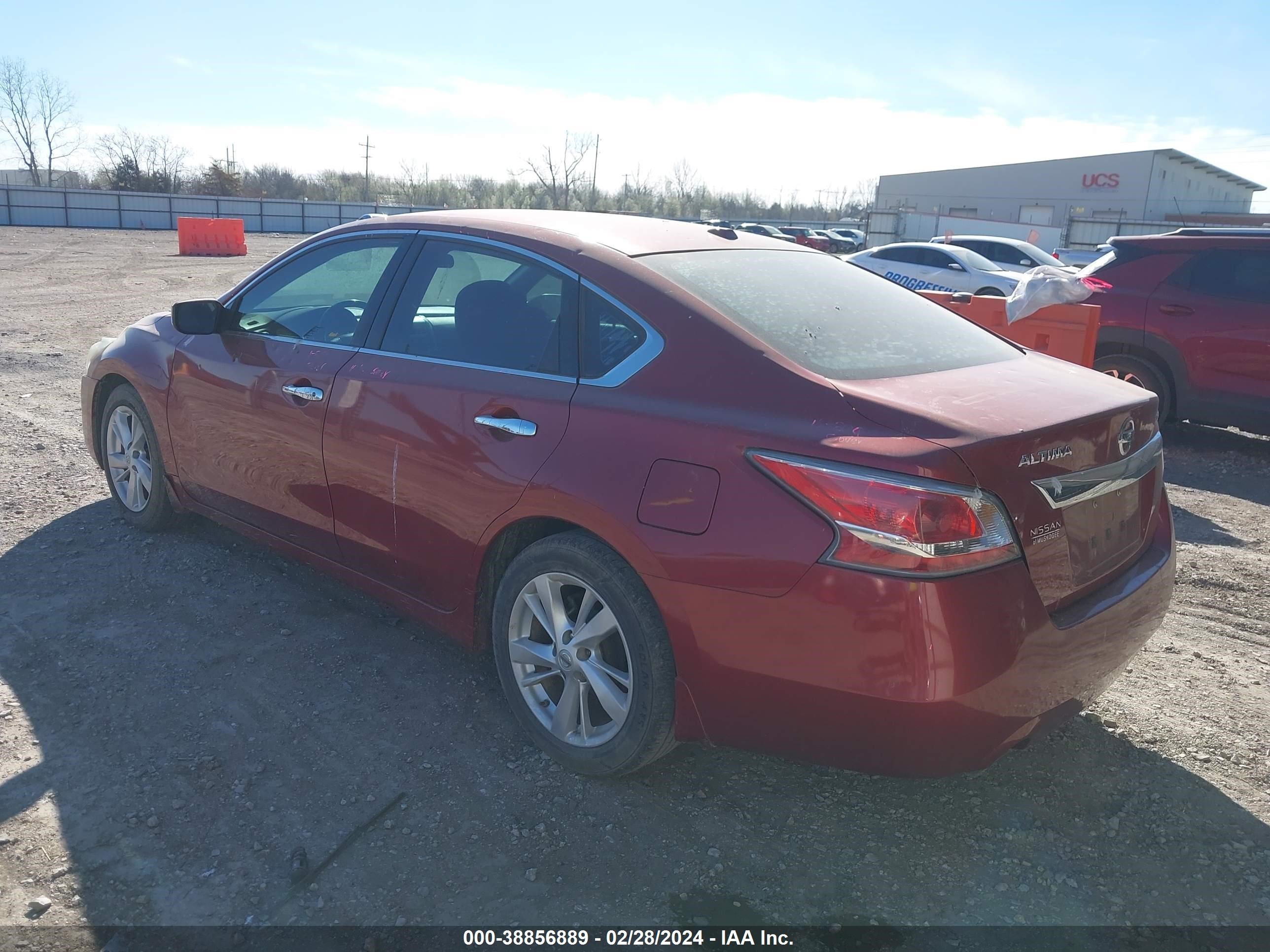 Photo 2 VIN: 1N4AL3AP1FC185827 - NISSAN ALTIMA 