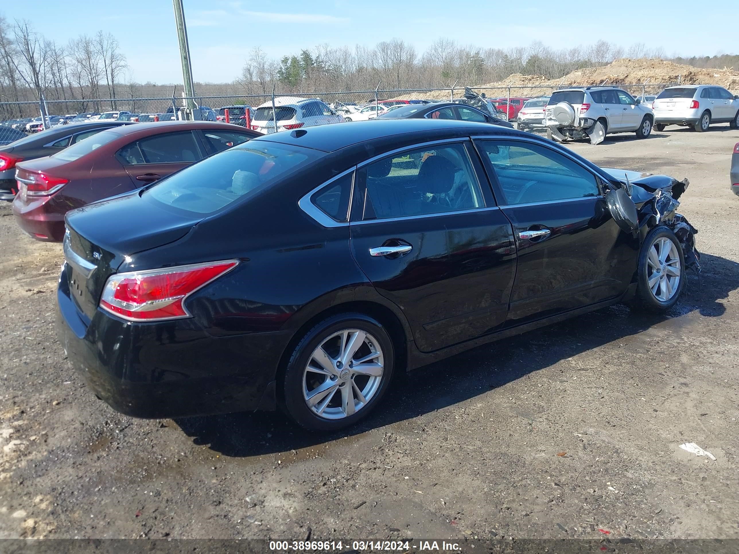 Photo 3 VIN: 1N4AL3AP1FC221743 - NISSAN ALTIMA 