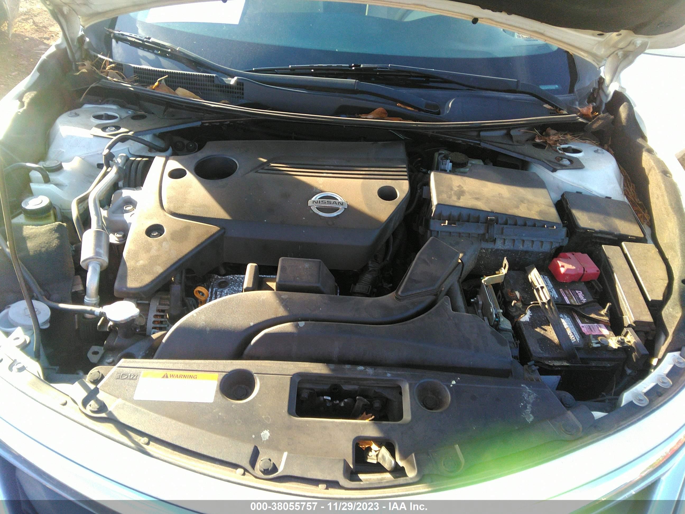 Photo 9 VIN: 1N4AL3AP1FC251602 - NISSAN ALTIMA 