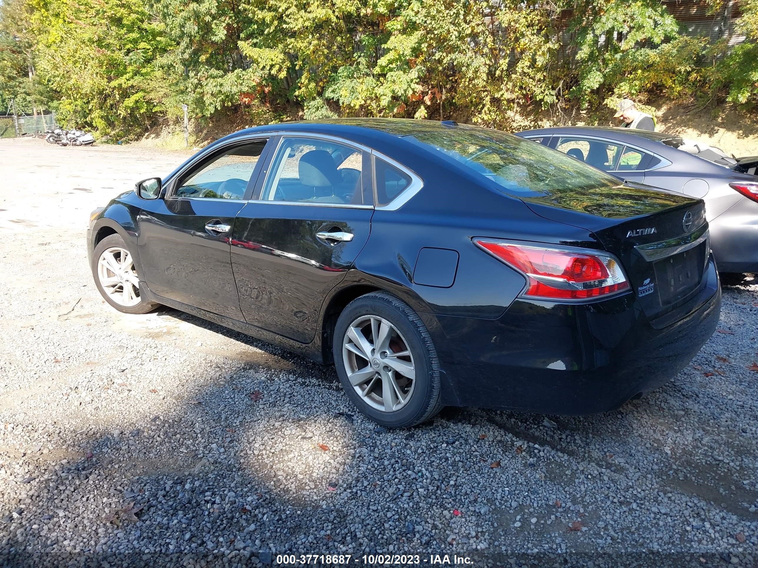 Photo 2 VIN: 1N4AL3AP1FC289461 - NISSAN ALTIMA 