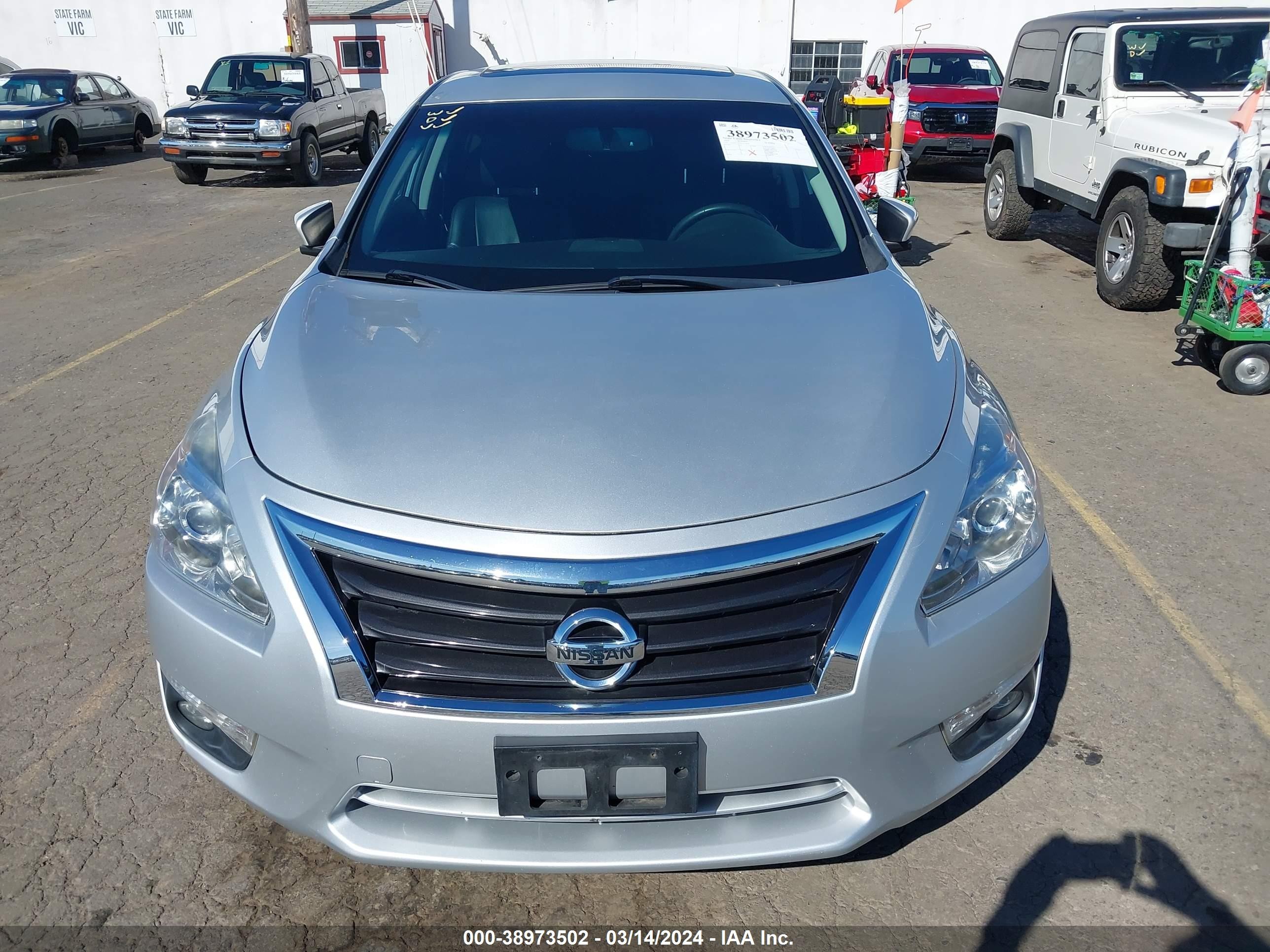 Photo 11 VIN: 1N4AL3AP1FC472410 - NISSAN ALTIMA 