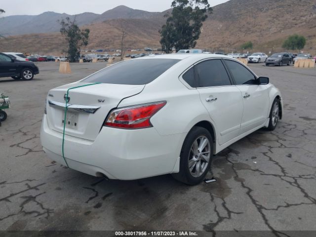 Photo 3 VIN: 1N4AL3AP1FC572295 - NISSAN ALTIMA 