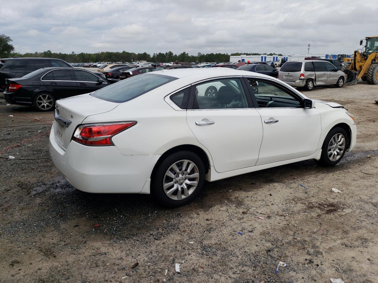 Photo 2 VIN: 1N4AL3AP1FN304111 - NISSAN ALTIMA 