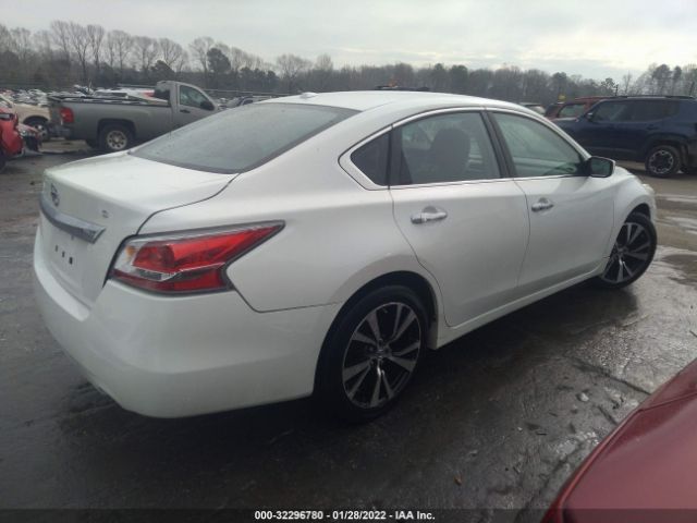 Photo 3 VIN: 1N4AL3AP1FN328716 - NISSAN ALTIMA 