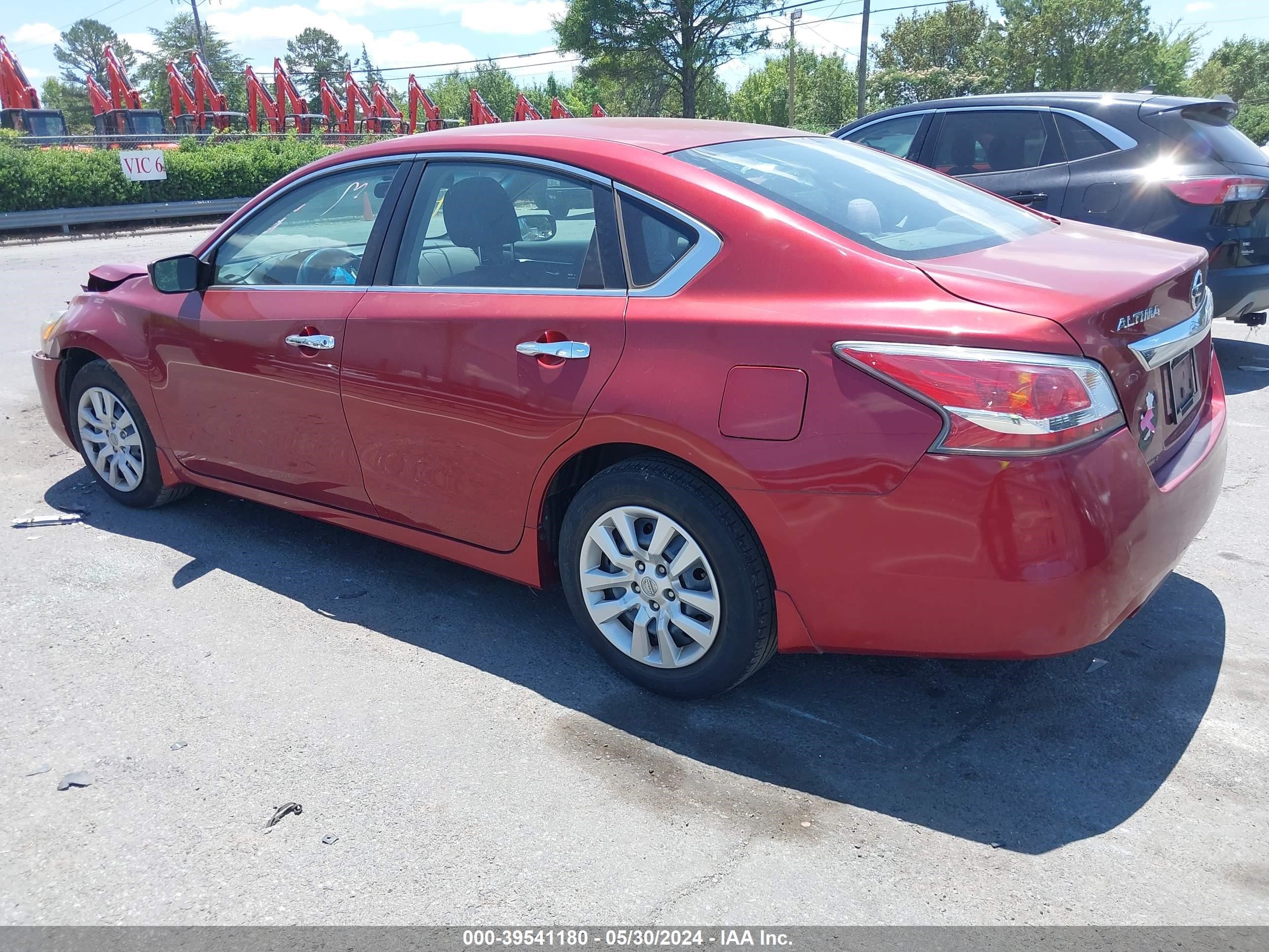 Photo 2 VIN: 1N4AL3AP1FN335228 - NISSAN ALTIMA 