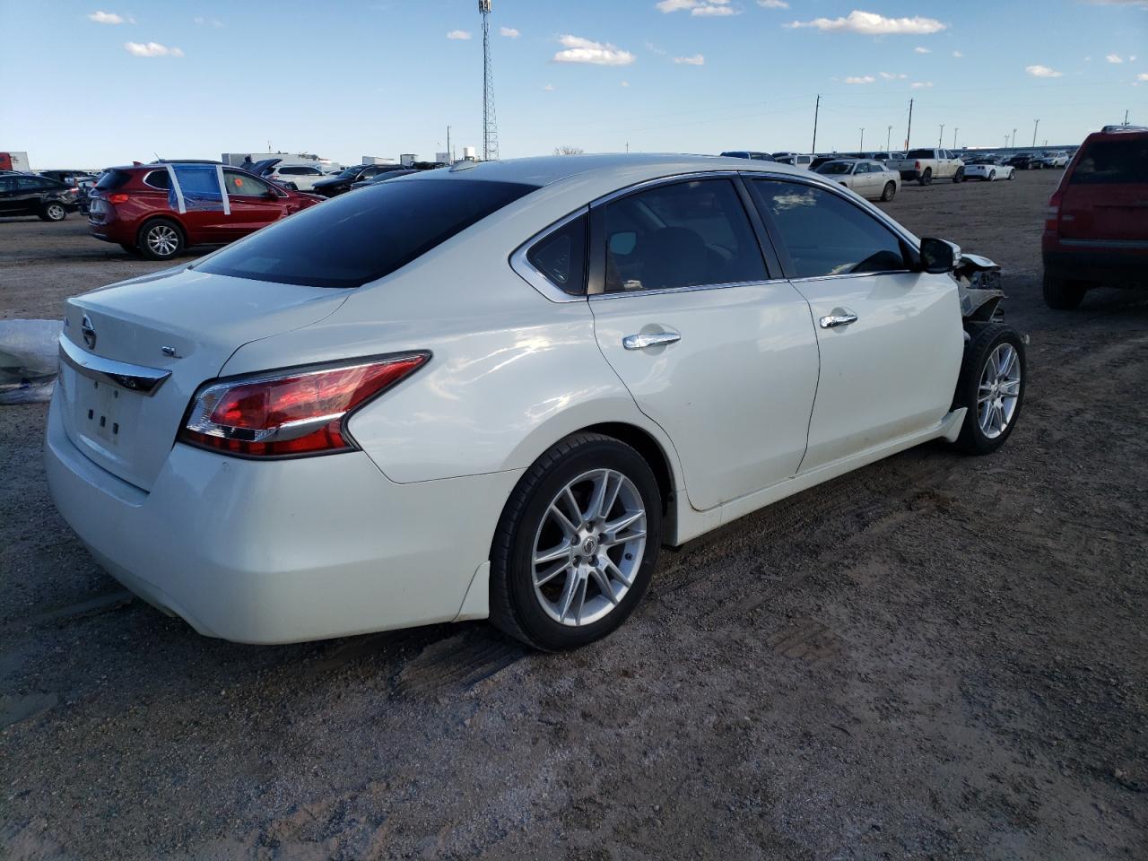 Photo 2 VIN: 1N4AL3AP1FN341482 - NISSAN ALTIMA 