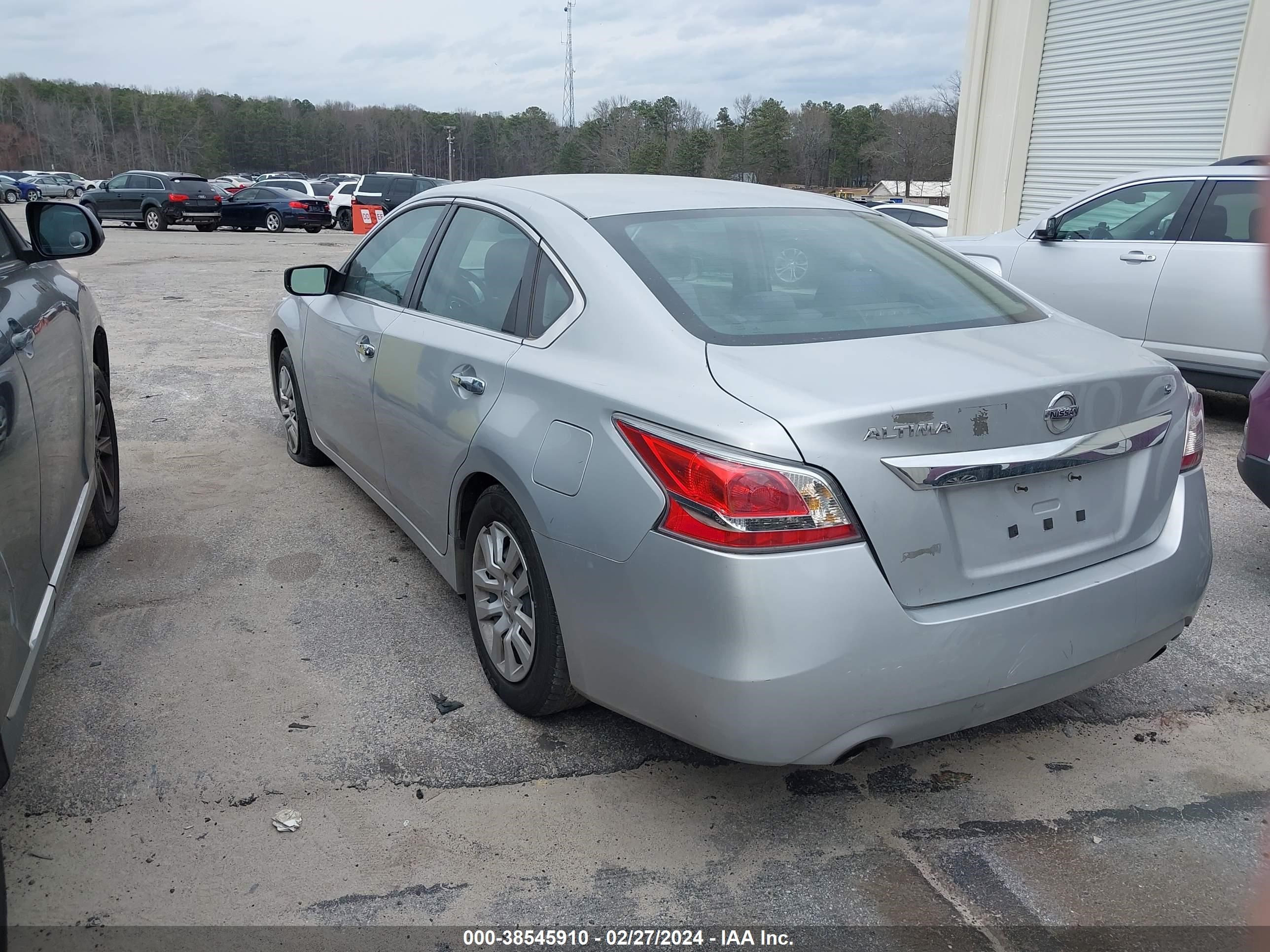 Photo 2 VIN: 1N4AL3AP1FN869720 - NISSAN ALTIMA 