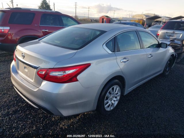 Photo 3 VIN: 1N4AL3AP1GC149363 - NISSAN ALTIMA 