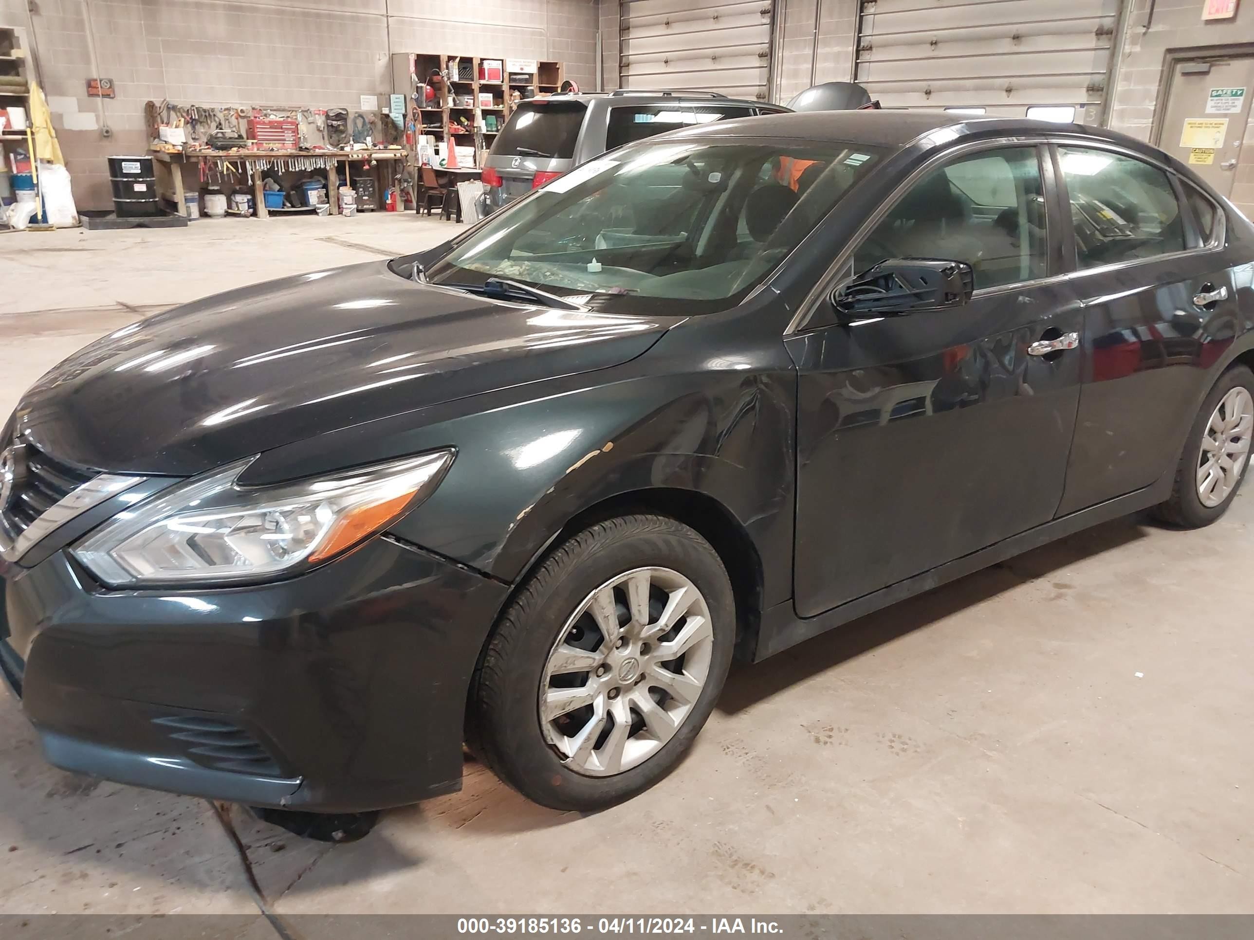 Photo 1 VIN: 1N4AL3AP1GN330919 - NISSAN ALTIMA 