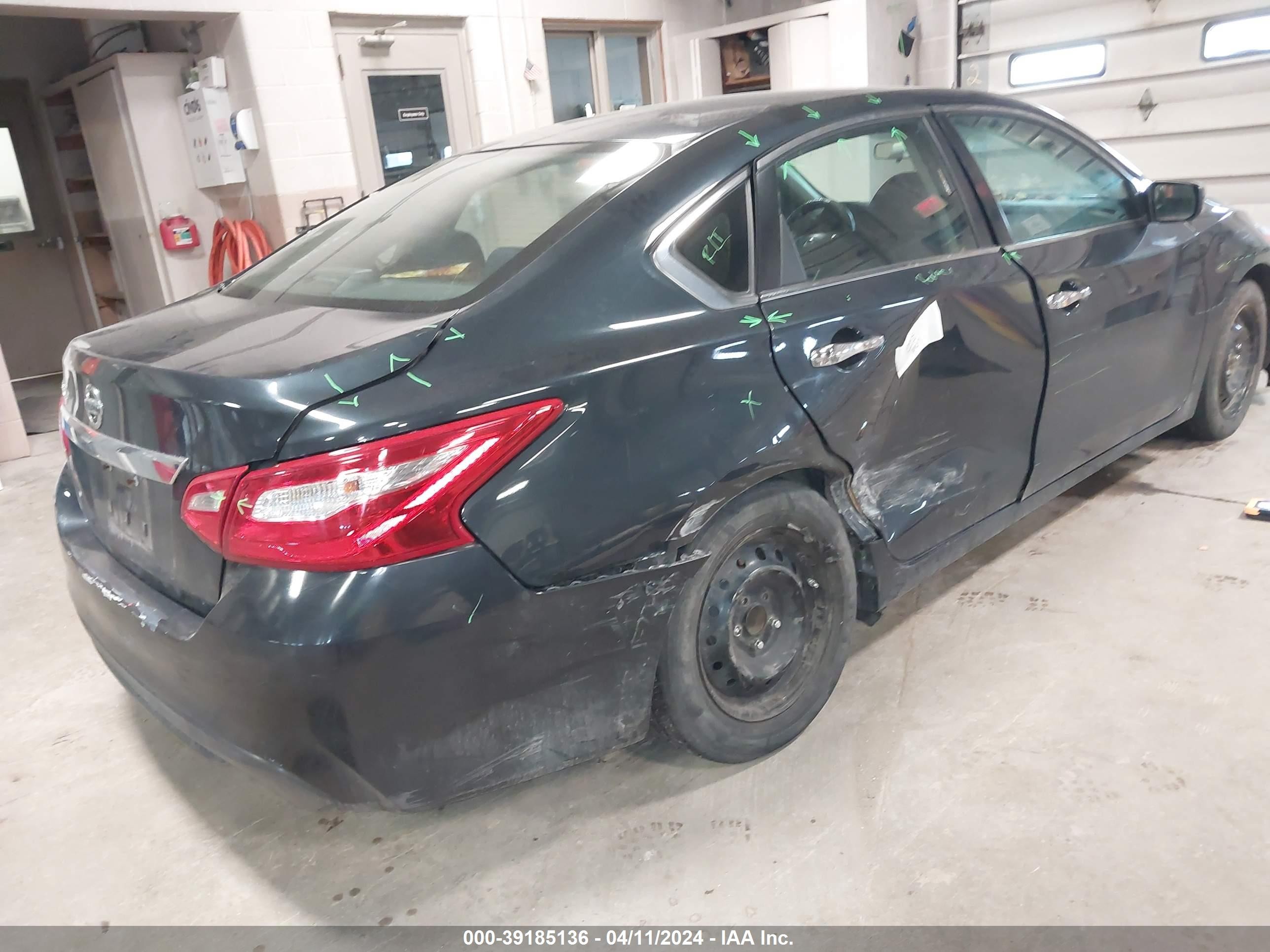 Photo 3 VIN: 1N4AL3AP1GN330919 - NISSAN ALTIMA 