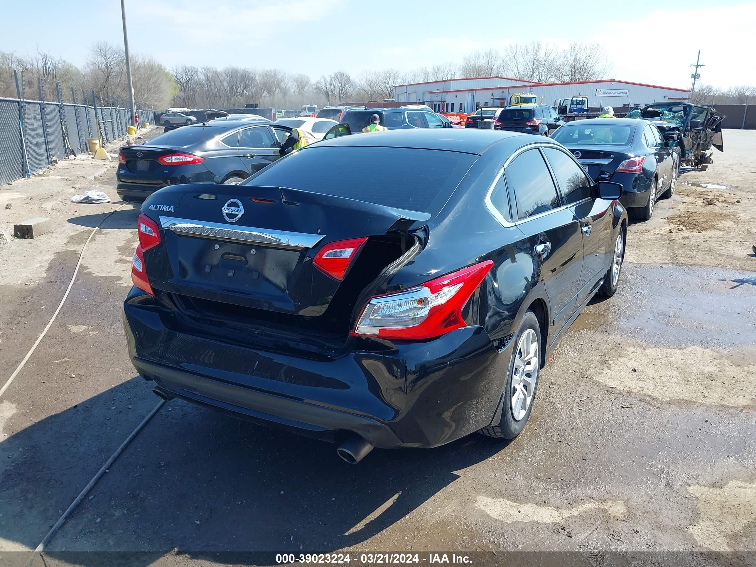 Photo 5 VIN: 1N4AL3AP1GN382535 - NISSAN ALTIMA 