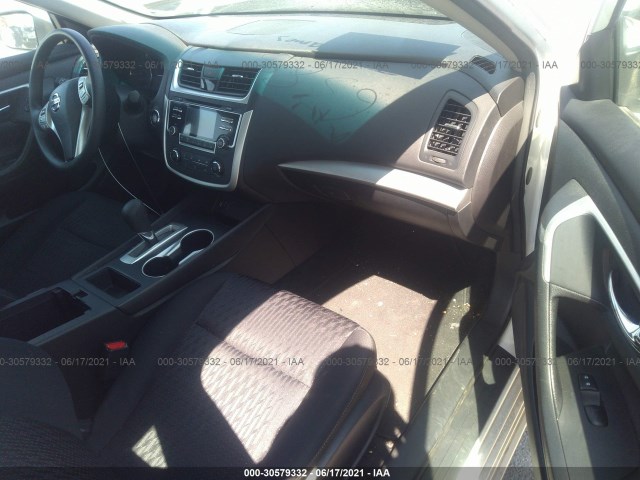 Photo 4 VIN: 1N4AL3AP1GN383829 - NISSAN ALTIMA 