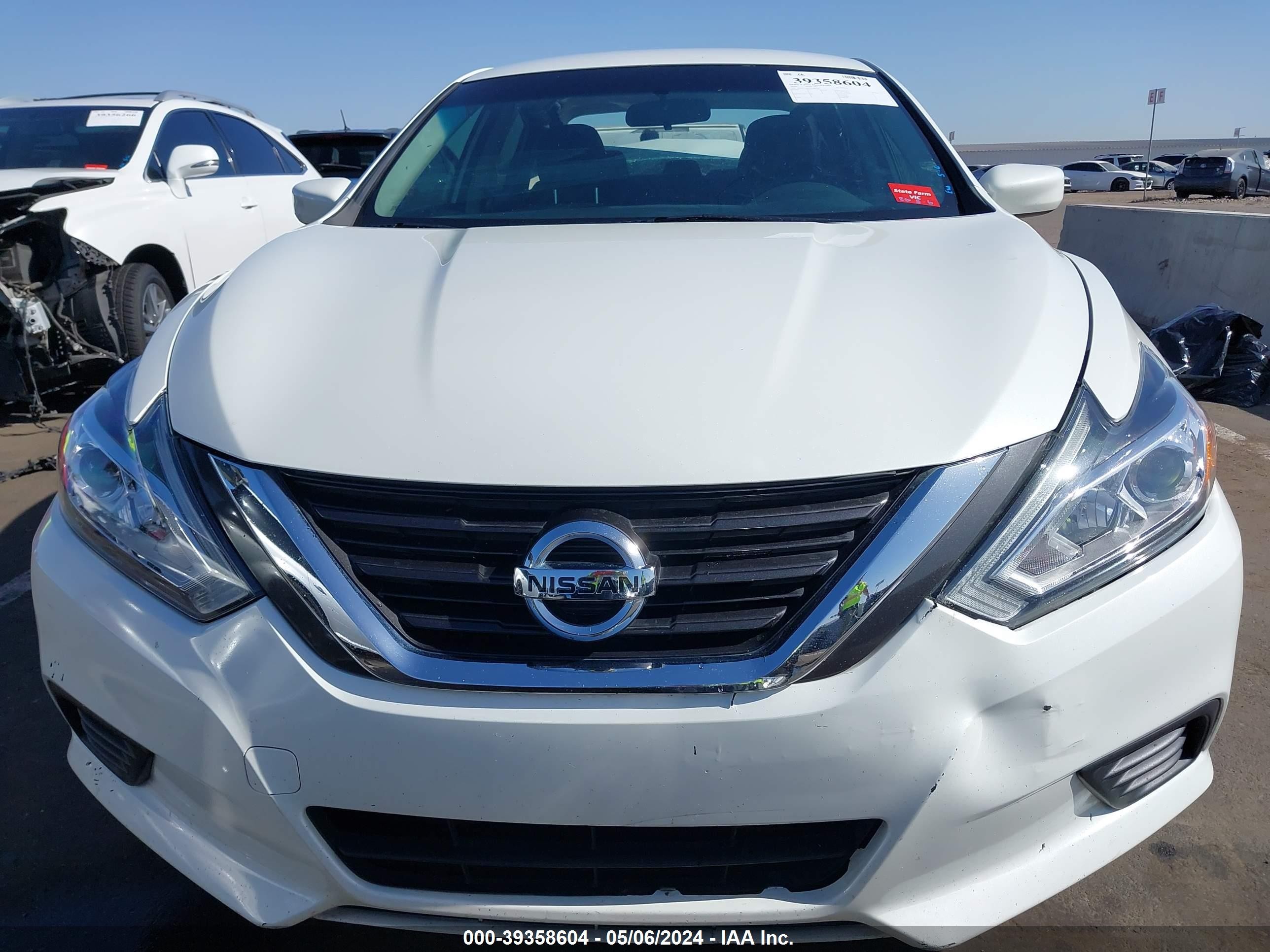 Photo 11 VIN: 1N4AL3AP1GN384396 - NISSAN ALTIMA 