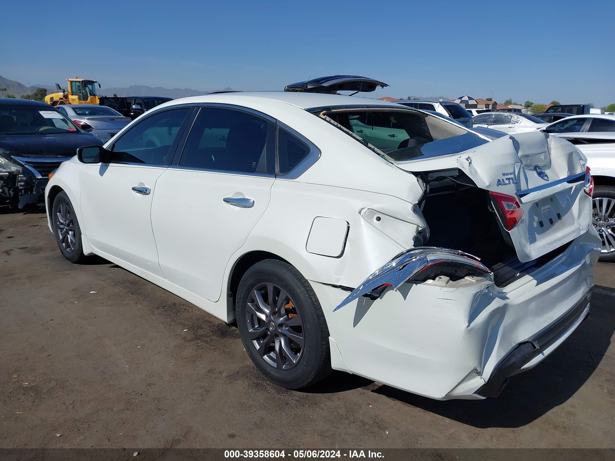 Photo 2 VIN: 1N4AL3AP1GN384396 - NISSAN ALTIMA 