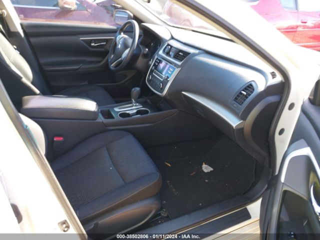 Photo 4 VIN: 1N4AL3AP1HC127784 - NISSAN ALTIMA 