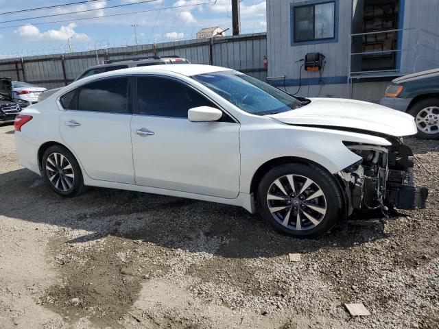 Photo 3 VIN: 1N4AL3AP1HC132581 - NISSAN ALTIMA 