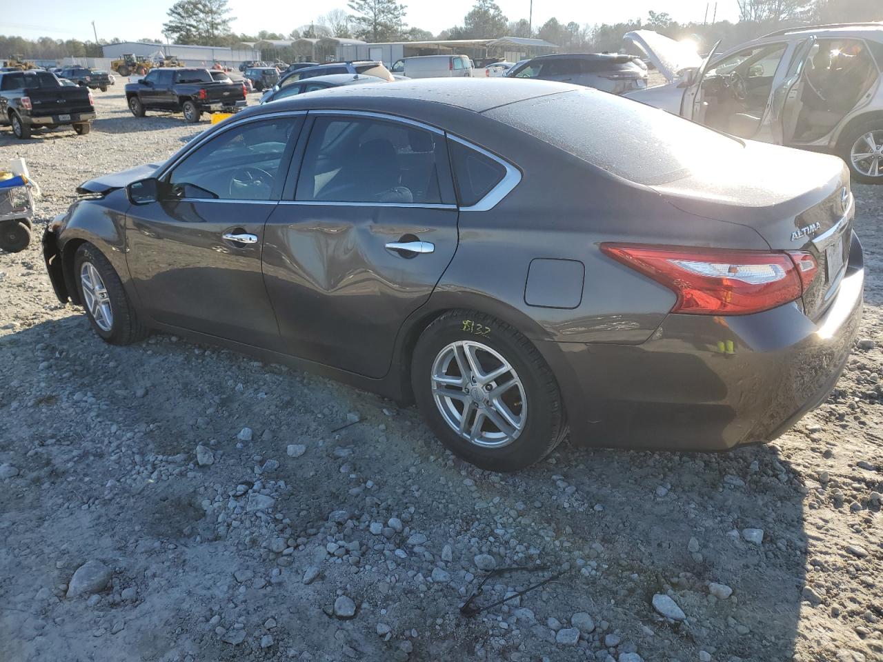 Photo 1 VIN: 1N4AL3AP1HC136498 - NISSAN ALTIMA 