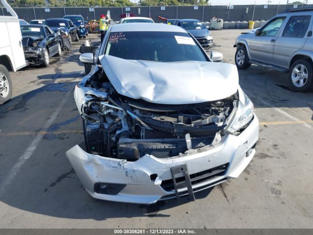 Photo 5 VIN: 1N4AL3AP1HC173454 - NISSAN ALTIMA 