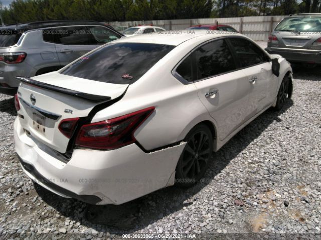 Photo 3 VIN: 1N4AL3AP1HC175107 - NISSAN ALTIMA 