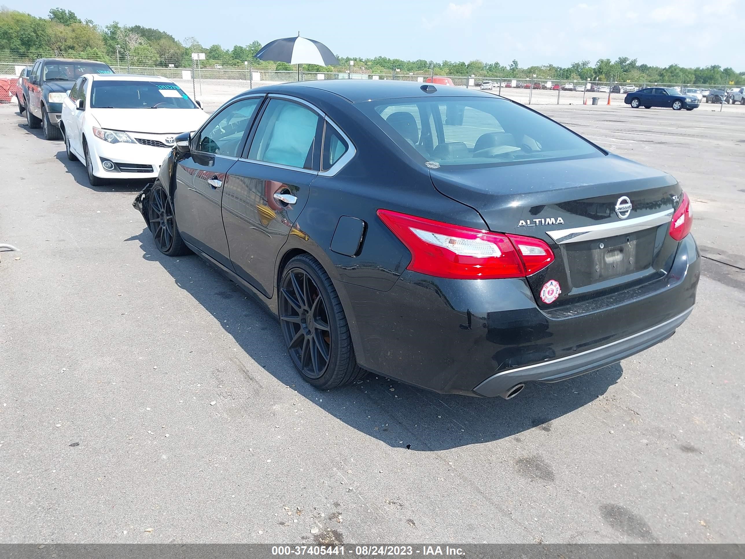 Photo 2 VIN: 1N4AL3AP1HC204590 - NISSAN ALTIMA 