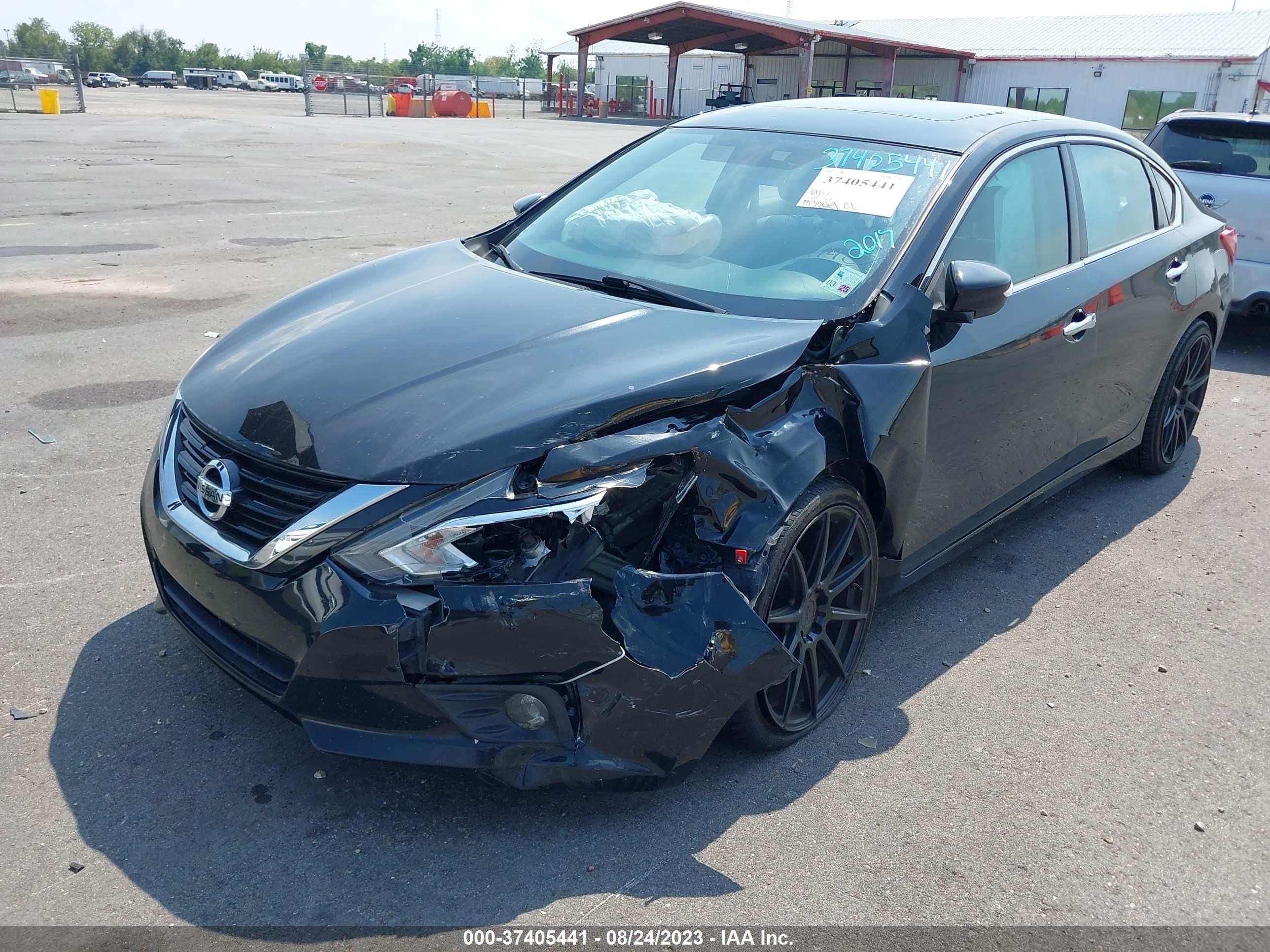 Photo 5 VIN: 1N4AL3AP1HC204590 - NISSAN ALTIMA 