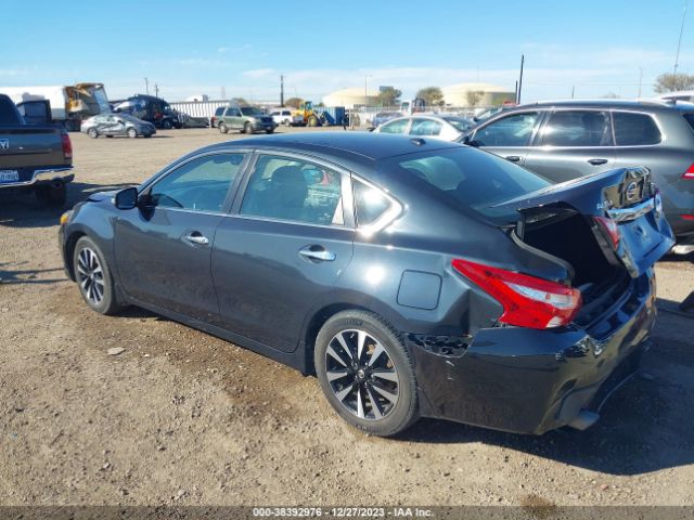 Photo 2 VIN: 1N4AL3AP1HC493633 - NISSAN ALTIMA 