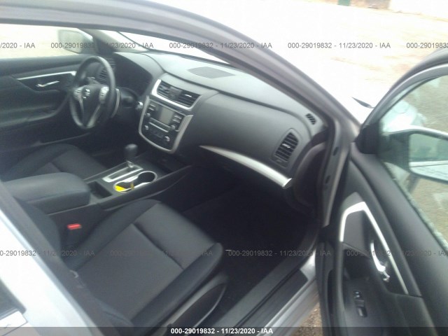 Photo 4 VIN: 1N4AL3AP1HN311000 - NISSAN ALTIMA 