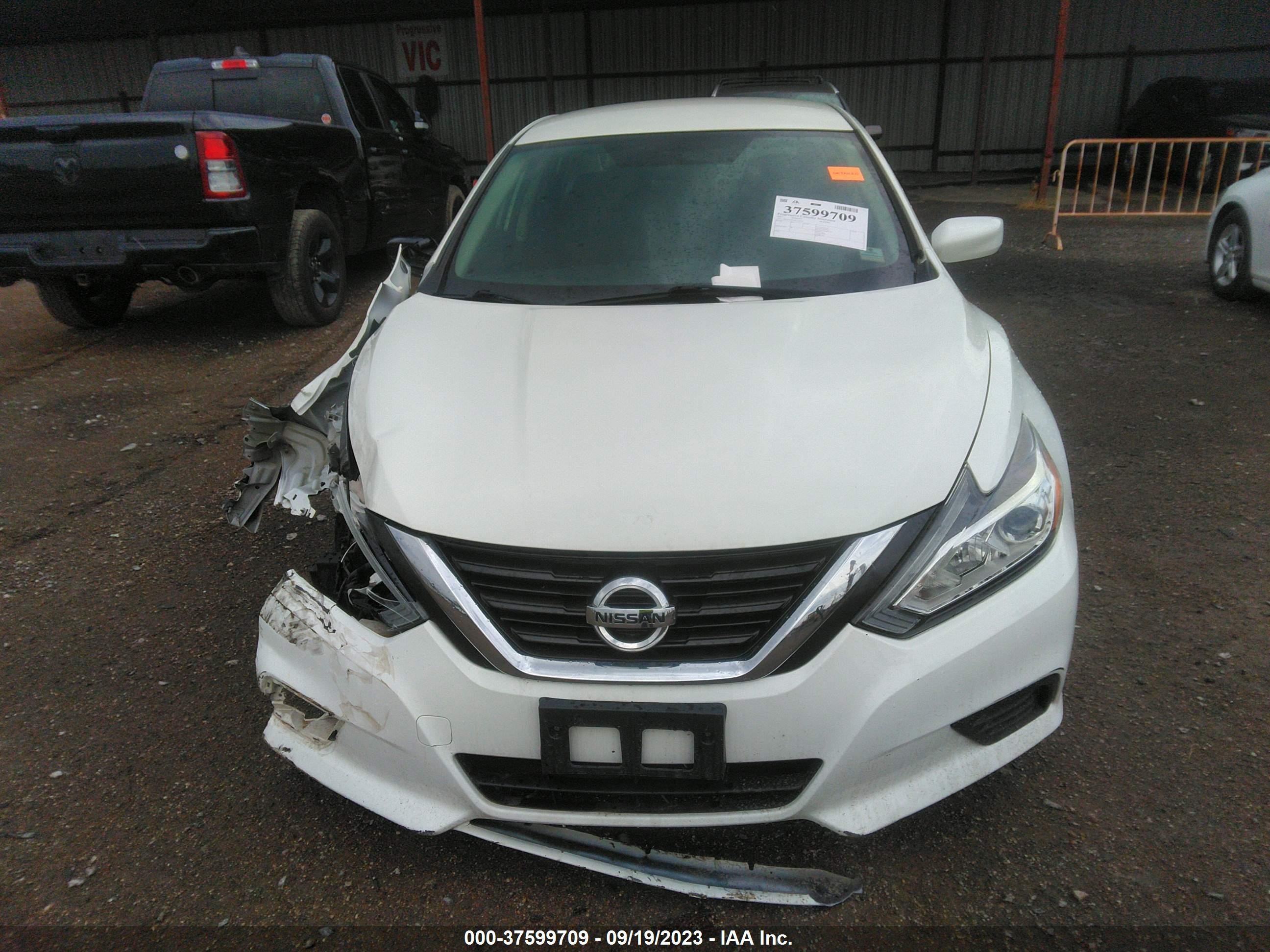 Photo 10 VIN: 1N4AL3AP1HN329724 - NISSAN ALTIMA 