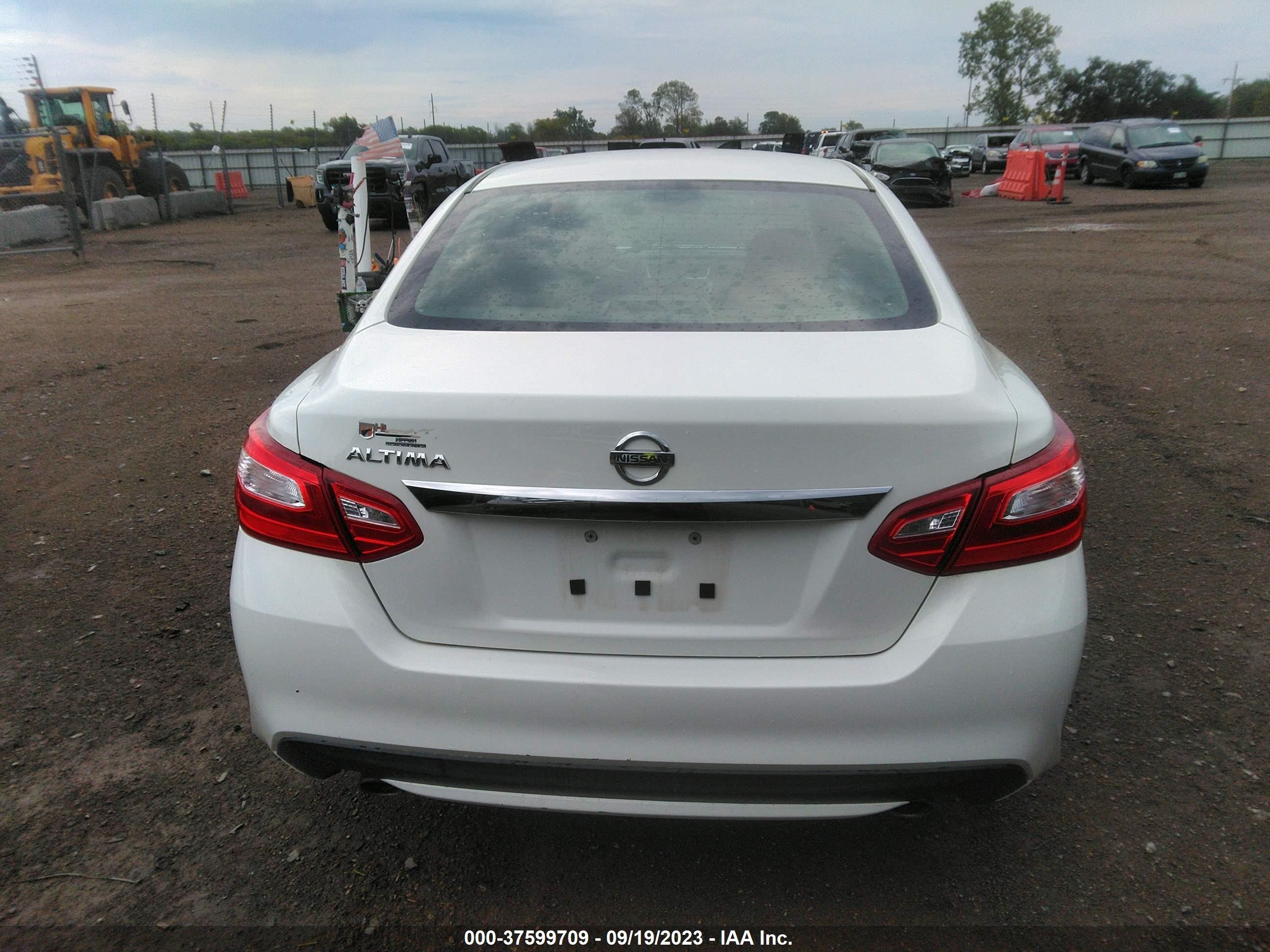 Photo 14 VIN: 1N4AL3AP1HN329724 - NISSAN ALTIMA 