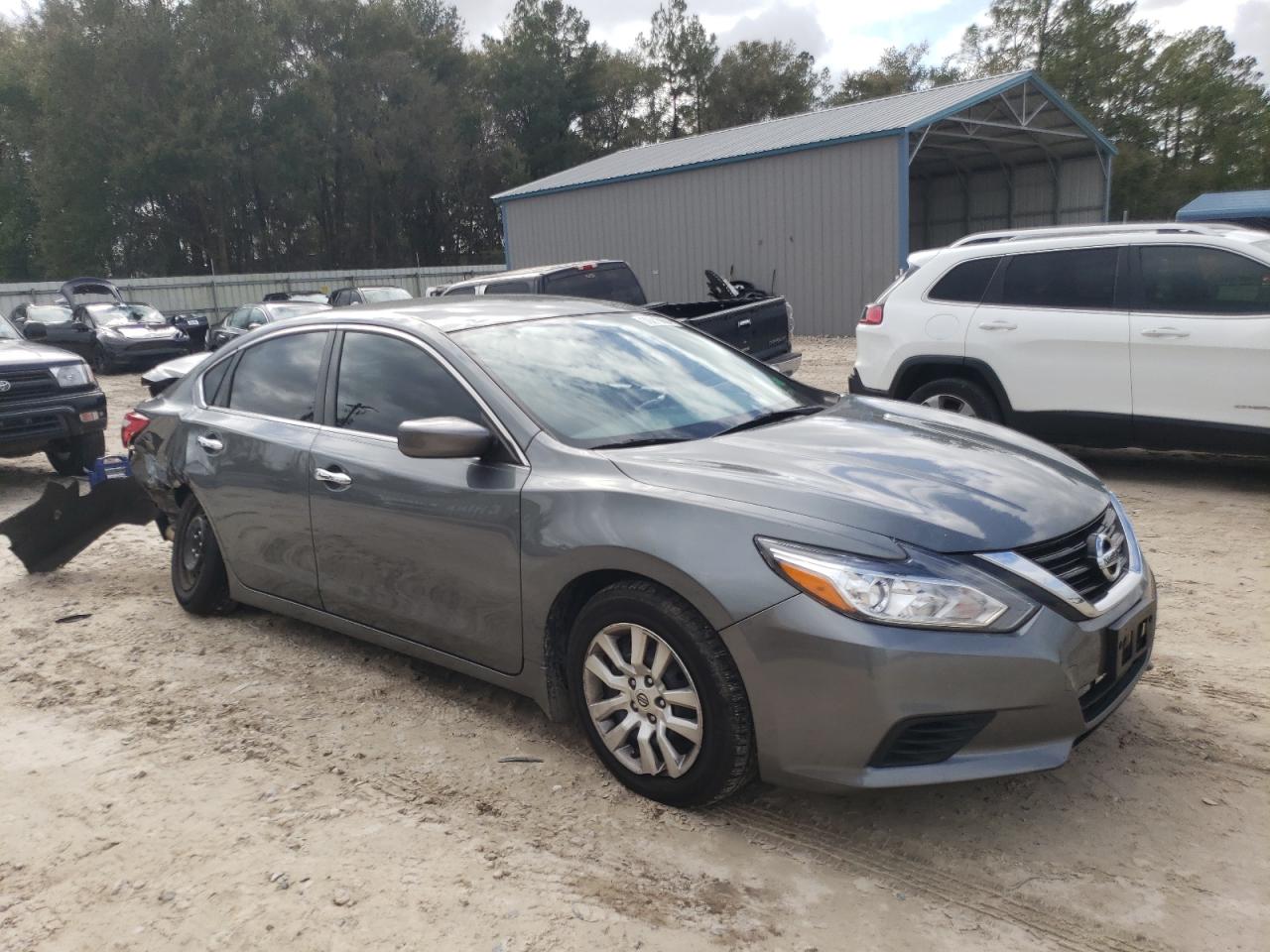 Photo 3 VIN: 1N4AL3AP1HN348208 - NISSAN ALTIMA 